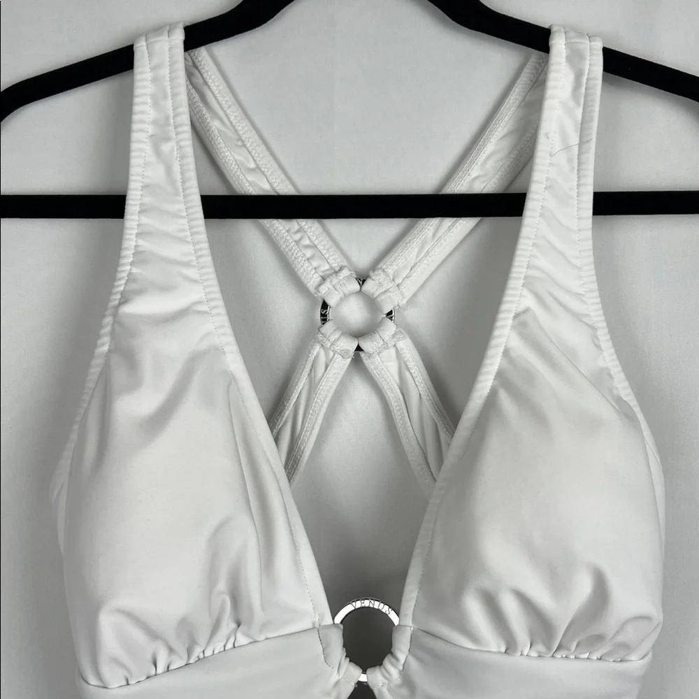 NWOT Venus Black and White Swimsuit‎